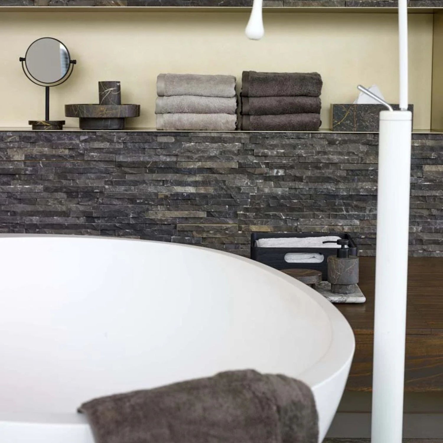 Handdoek | London | 106 Truffle | 55x100 cm
