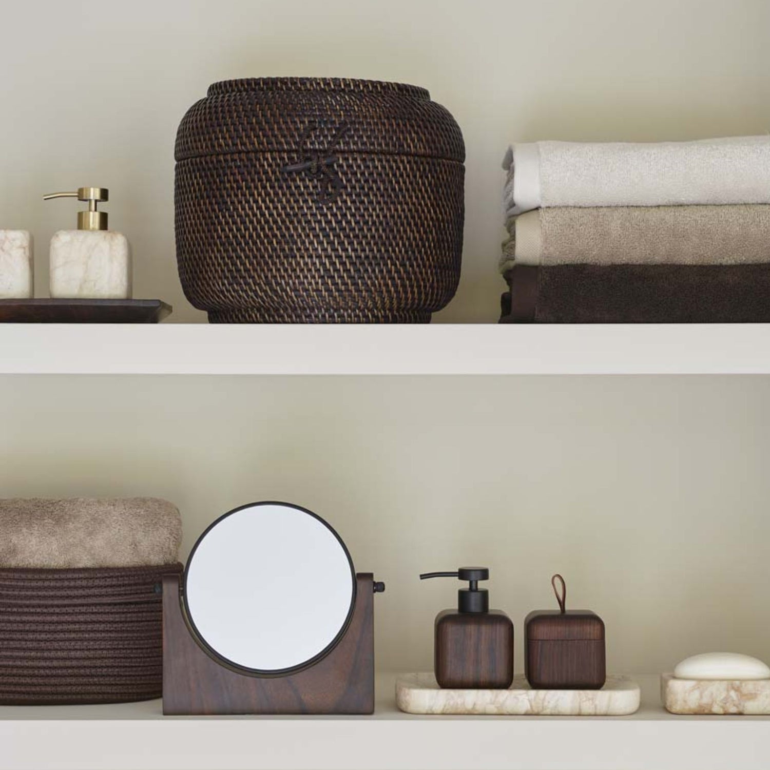 Washand | London | 145 Jasmin | 18x22 cm