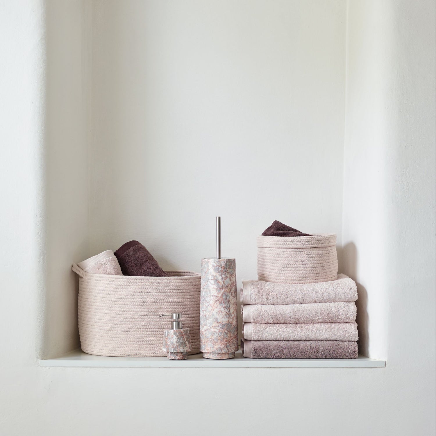 Washand | London | 180 Cameo | 18x22 cm